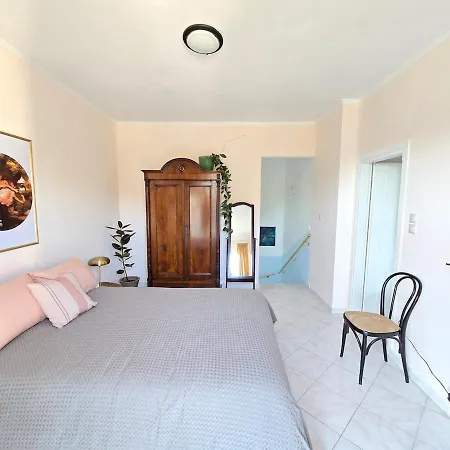 Esperides * Agía Triáda